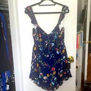 Floral romper with cut out